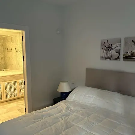 Holiday home Lovely 2 Bed Alcazaba House By Sea Rdr296 Estepona